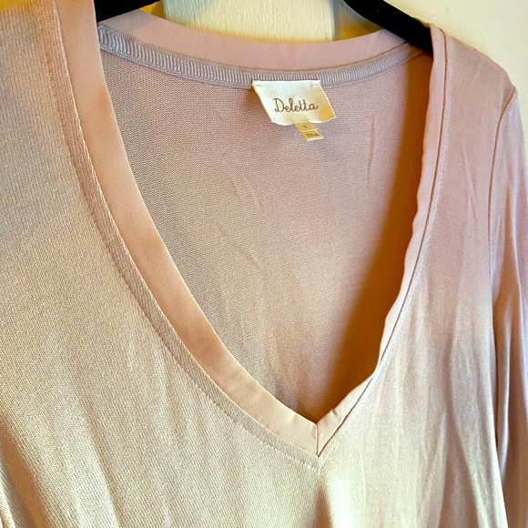 Deletta Tops - Anthropologie Deletta Shirt -small